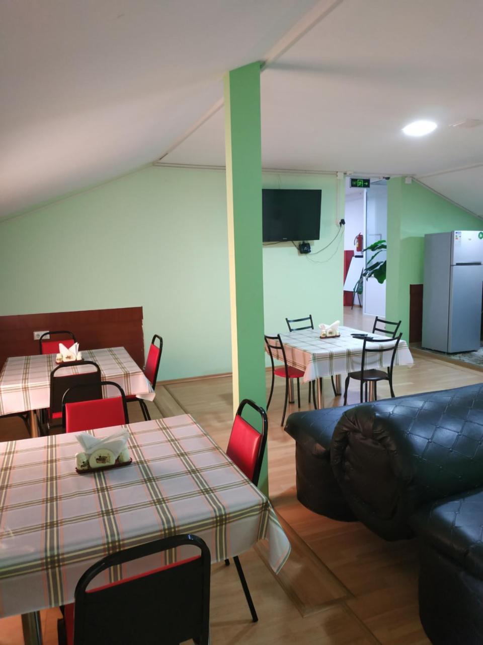 Hostel Portal Tbilisi Luaran gambar